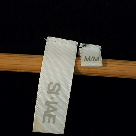 Black and cream wool casual sweater - Picture 2 of 4